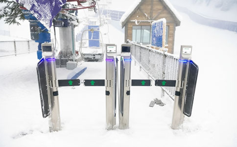 RFID電子標簽讀寫器HR9218應用于滑雪場簽到管理